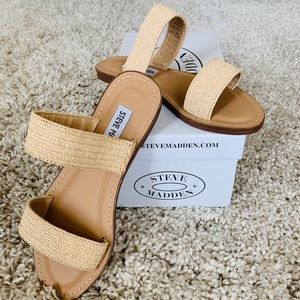 Steve Madden Maelie Raffia Flat Sandal Size 6 NWT